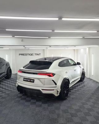 Lamborghini Urus Corpo de fibra de carbono Kit URUS 1016 estilo fibra de carbono difusor de lábio dianteiro spoiler capô arco da roda