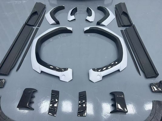 Lamborghini Urus Corpo de fibra de carbono Kit URUS 1016 estilo fibra de carbono difusor de lábio dianteiro spoiler capô arco da roda