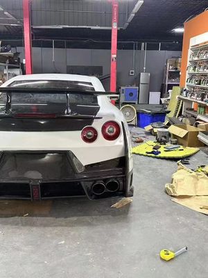 Nissan GTR Corpo de fibra de carbono Kit GTR r35 Atualizado 2024nismo estilo dianteiro e traseiro spoilers pára-choques parafusos