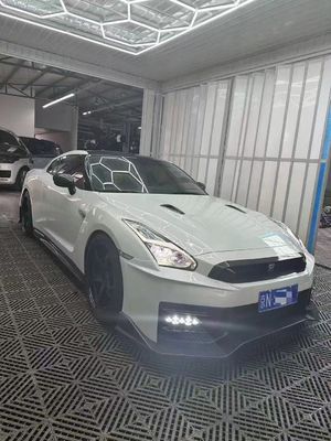 Nissan GTR Corpo de fibra de carbono Kit GTR r35 Atualizado 2024nismo estilo dianteiro e traseiro spoilers pára-choques parafusos