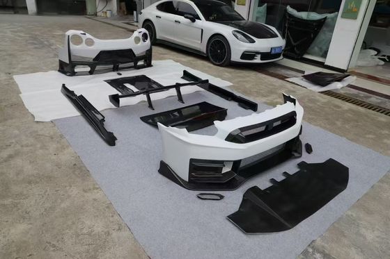 Nissan GTR Corpo de fibra de carbono Kit GTR r35 Atualizado 2024nismo estilo dianteiro e traseiro spoilers pára-choques parafusos