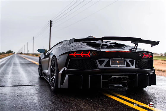 Para Lamborghini LP700 Kit de corpo de fibra de carbono LP700 Upgraded DMC Style Kit de corpo de fibra de carbono dianteiro e traseiro
