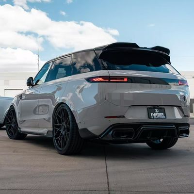 Land Rover Discovery Sport Body Kit UB estilo 2023 Kit de largura do bico traseiro