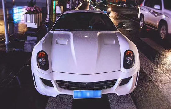 Para a Ferrari 599 Body Kit 599 Upgraded VORS Style Frente e traseiro Bumper Side Skirt Spoiler Carbon Fiber Body Kit