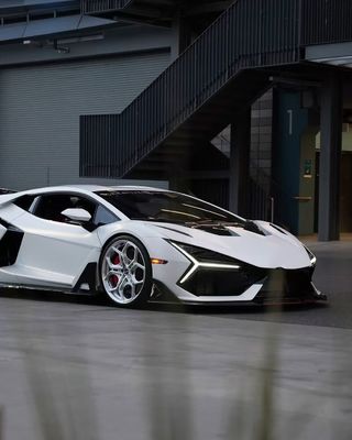 Lamborghini Revuelto Kit de corpo personalizado Fibra de carbono Duque estilo difusor frontal personalizado