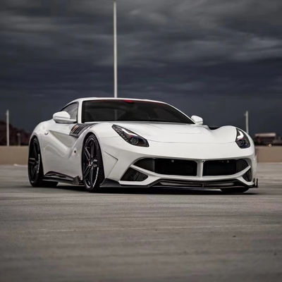 Para a Ferrari F12 Fibra de Carbono Kit F12 Upgrades o estilo SVR Frente e traseiro Bumper Spoilers com capô Fenders