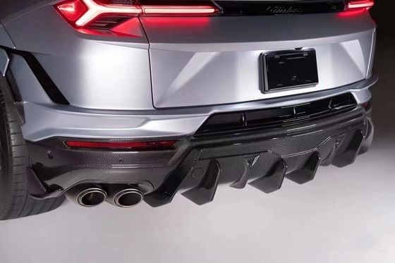 Kit de corpo de carbono URUS Vors Style Fibra de carbono Difusor de lábio frontal Spoiler Widebody Kit