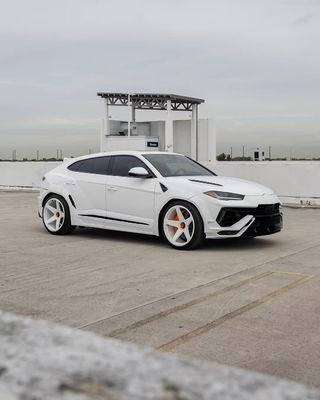 Lamborghini URUS Kit de corpo de carbono NT Estilo Lobo frontal difusor spoiler Kit de corpo largo personalizado