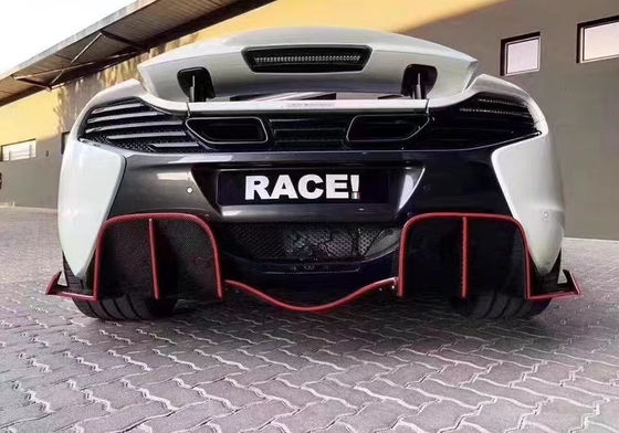 Venda como bolos quentes para McLaren MP4-12C 625C 650S Kit de corpo de fibra de carbono atualizado 675LT estilo saia lateral difusor traseiro