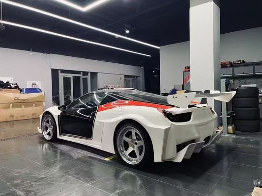 458 Ferrari Body Kit LB Style Para-choque dianteiro e traseiro 2011 - 2014 Spoiler de capô para carro
