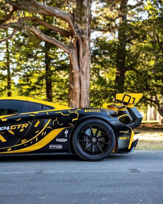Para McLaren P1 Body Kit P1 Upgraded GTR Style Frente e traseiro Bumper Spoilers Carbon Fiber Body Kit