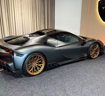 Ferrari SF90 Corpo de fibra de carbono SF90 KY PP Difusor de plástico Spoiler Side Skirt Body Kit