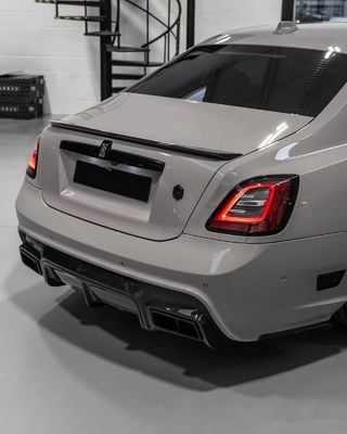 Ghost Rolls Royce Body Kit UB estilo saia lateral Frente e pára-choque traseiro 2020