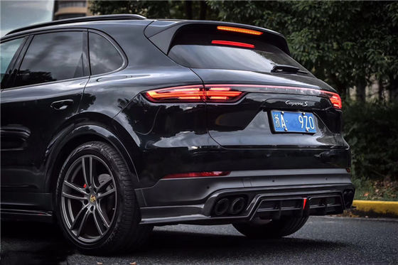 O novo produto para o Cayenne Kit de corpo de fibra de carbono para o Cayenne Frente pá traseira spoiler de lábio
