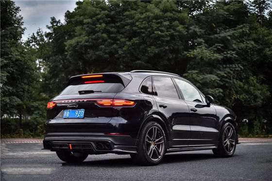 O novo produto para o Cayenne Kit de corpo de fibra de carbono para o Cayenne Frente pá traseira spoiler de lábio