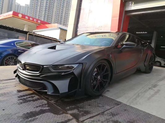 Para o BMW I8 Kit de corpo de fibra de carbono I8 Upgrade Energy-style Kit dianteiro e traseiro de spoiler de pára-choque