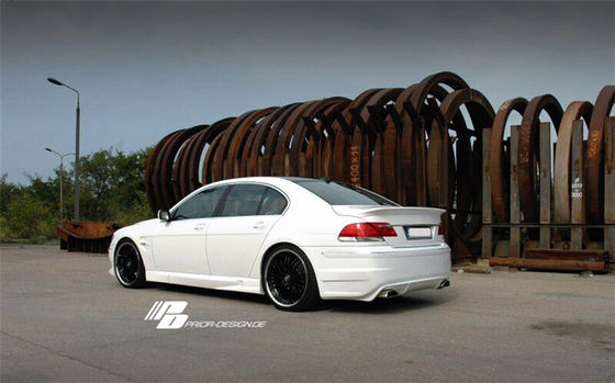 Peças para automóveis para BMW Série 7 E66 E65 Kit de carroceria E66 E65 Upgraded PRIOR Style Kit de carroceria do pára-choque dianteiro e traseiro