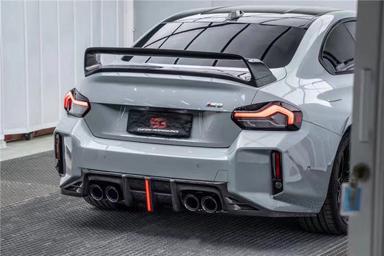 Para BMW M2 G87 Kit de corpo de fibra de carbono M2 G87 Upgraded AE Style Fibra de carbono frontal de lábio difusor spoiler Kit de corpo