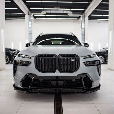 Para BMW X7 Fibra de Carbono Kit de corpo X7 Fibra de Carbono Frente Lips Diffuser Spoiler Hood Side Skirt Wide Body Kit