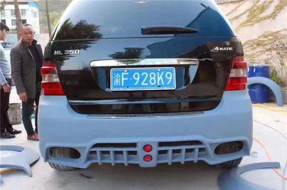 WALD Style Wide Bodyki para Mercedes W164 ML300 ML350 ML400 ML500 ML63 Body Kit Saias laterais do pára-choque dianteiro e traseiro