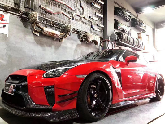 Para Nissan GTR Body Kit GTR R35 Atualiza o VARIS-estilo de fibra de carbono Frente e traseiro Bumper Spoiler Body Kit