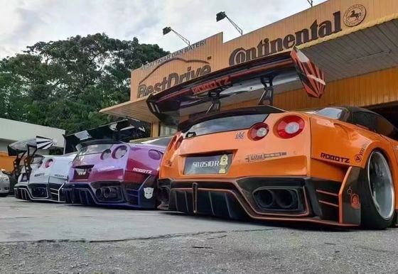 Customizado 2022 Nissan Body Kit GTR R35 Car Bumper Covers Frente e traseiro