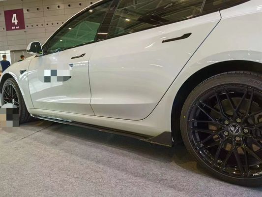 Vendo Modelo 3 Kit de atualização do corpo para o Tesla Modelo 3 Com Robô estilo dianteiro e traseiro spoilers parafuso