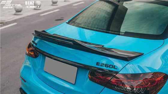 Auto Parts Carbon Fiber Body Kit para Mercedes E63S 2021 E63s Carbon Fiber Automotive Diffuser Spoiler Body Kitl