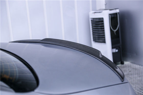 Auto Parts Carbon Fiber Body Kit para Mercedes E63S E63s Fibra de Carbono Frente Scoop Diffuser Spoiler Carbon Fiber Hood