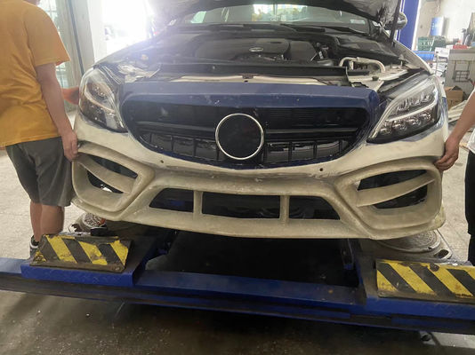 Peças para automóveis Mercedes W205 C180 C260 C300 Body Kit W205 C180 C260 C300 Upgraded IMP Style Front Bumper Body Kit