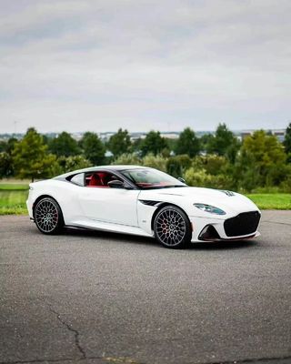 DBS Aston Martin Body Kit Branco 770 Estilo Spoiler Fronteiro Em Carro Difusor de Lábios